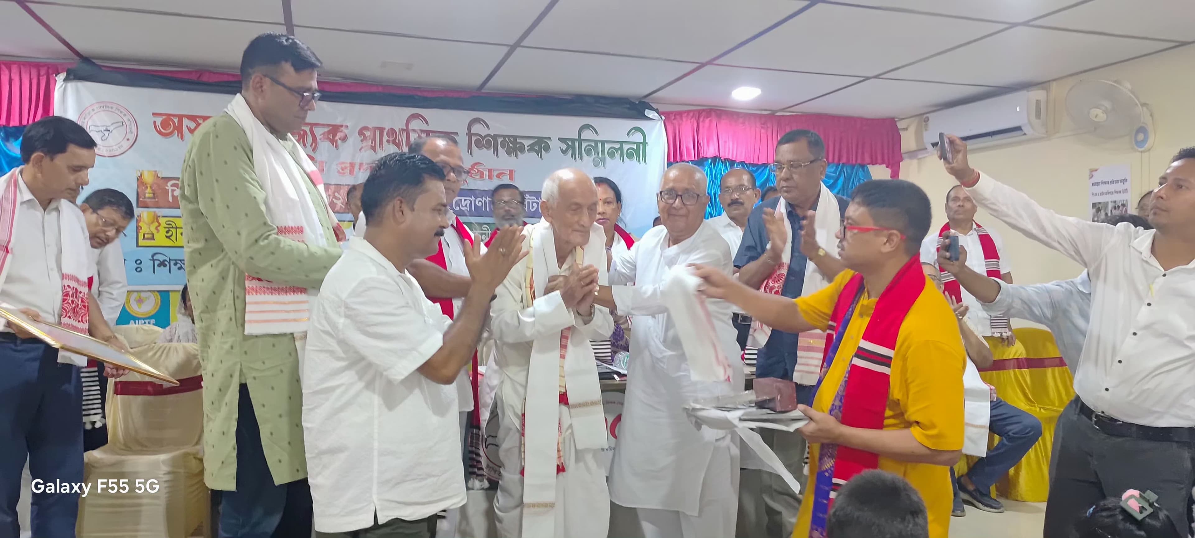 Veteran Educator Sri Krishna Phukan Honoured with ‘Shikshak Shri-2026’ Award